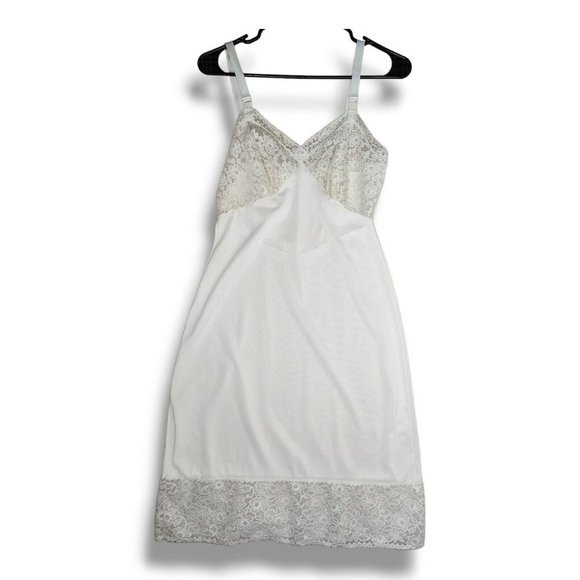 Gimbel's Other - Vintage Gabrielle Gimbel's Size 34 Full Slip Dress Non Cling White Nylon Lace